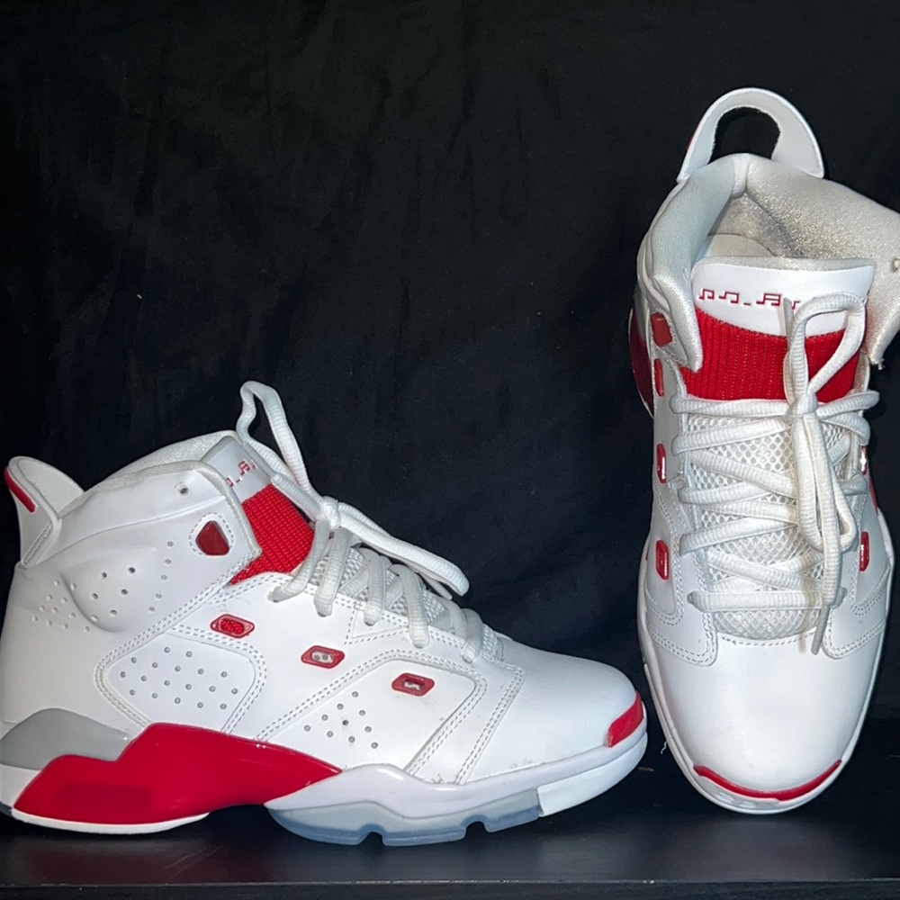 Jordan’s slightly worn colors red and white